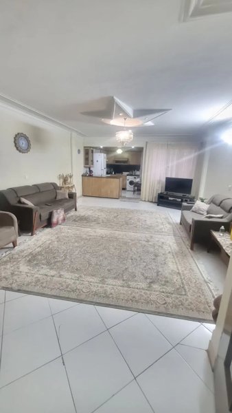 تهرانپارس غربی ۸۰ متر ۲خ ط۱ با پارکینگ