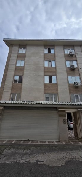 ۱۰۰متر آپارتمان تک واحدی
