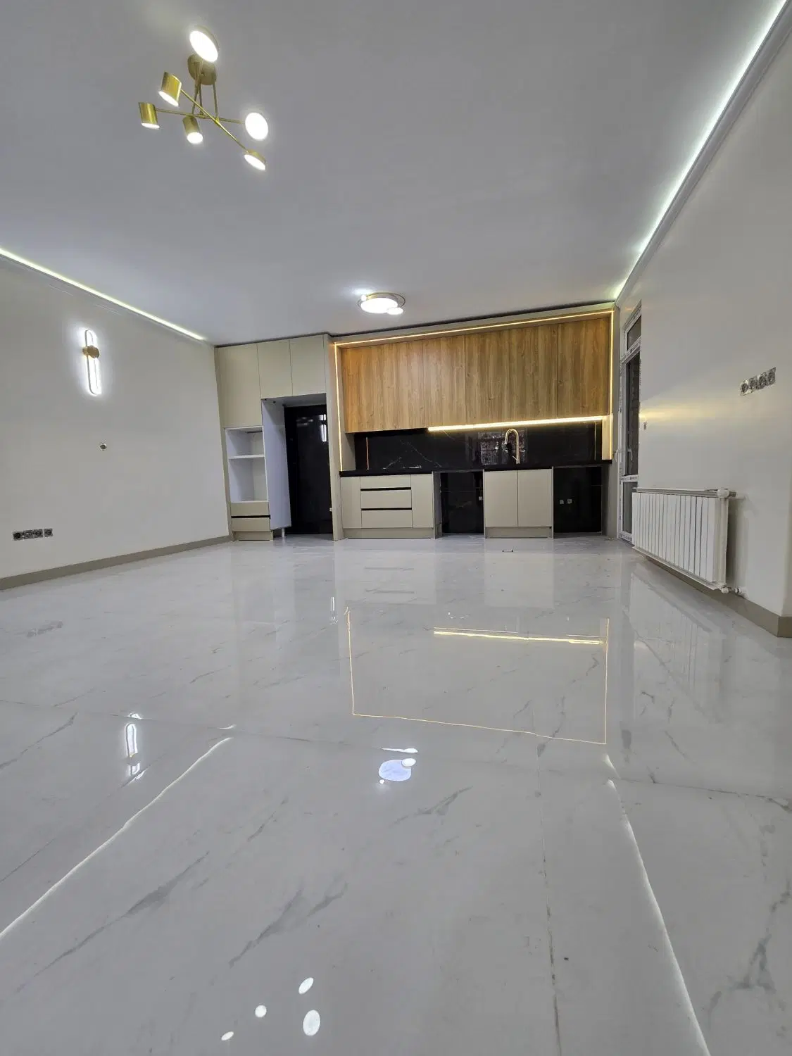 آپارتمان دبستان ۸۰متری ۲خواب بازسازی