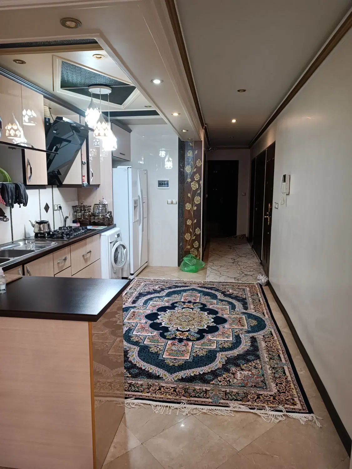 ۸۷متر ۲ خواب فروشی  زرتشت غربی