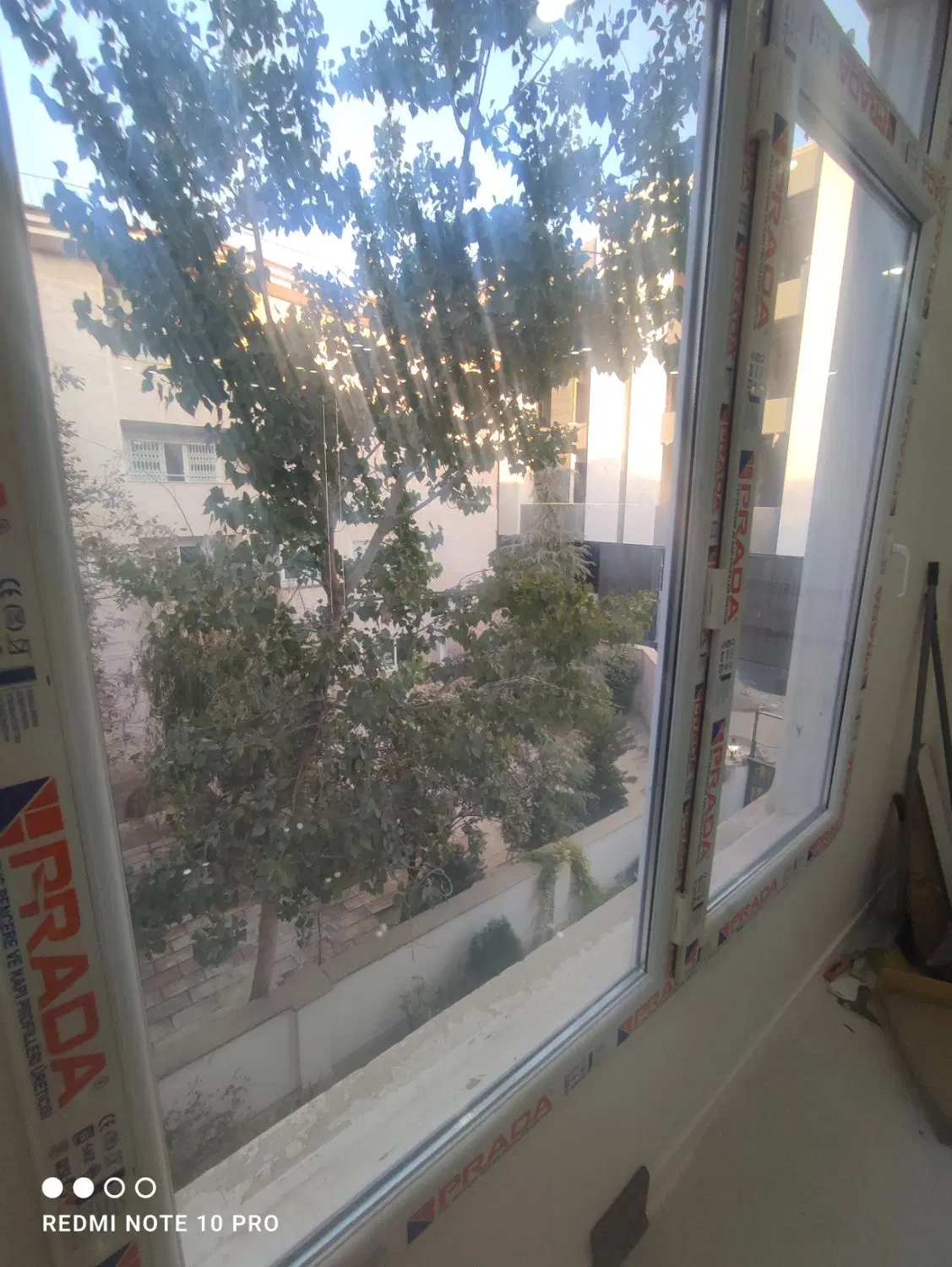 آپارتمان ورودی فازیک