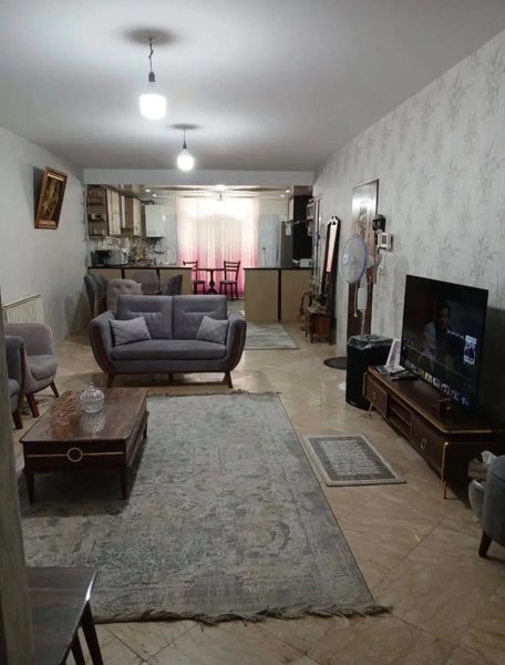 فروش آپارتمان کیانشهر شاهد کد ۶۷۶