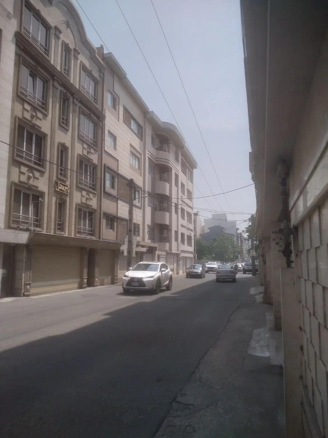 آپارتمان۱۲۱متری تک واحدی شیک در گلسار خیابان وصال