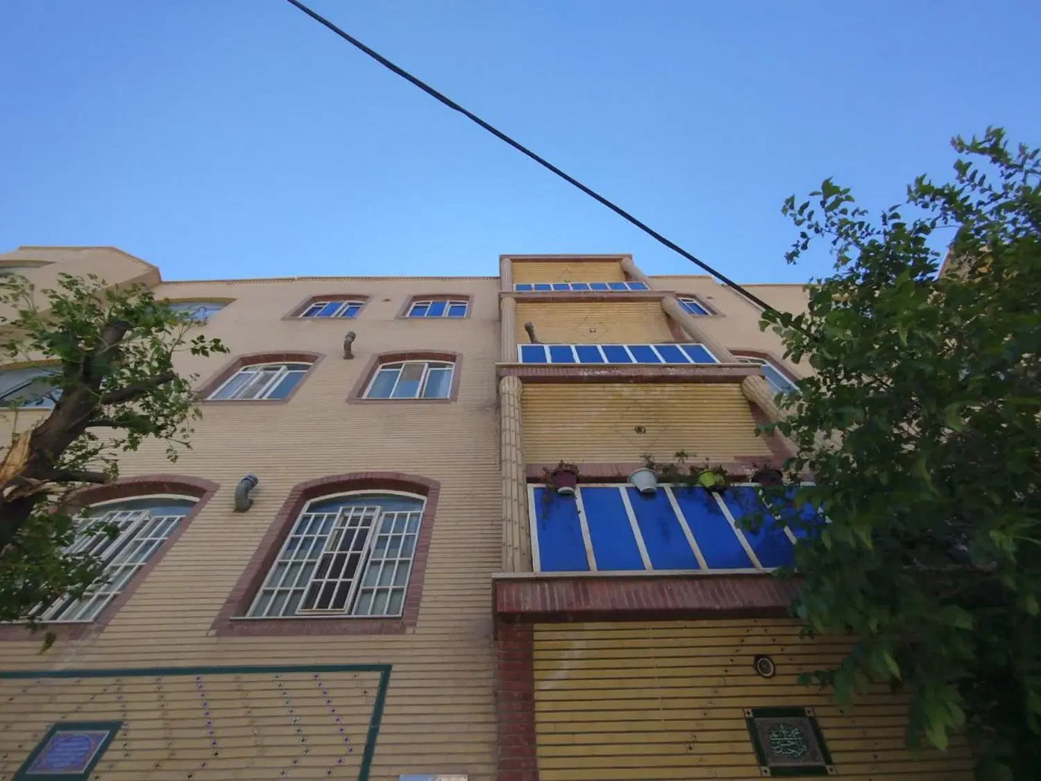 صفاشهر ۸۲ متری
