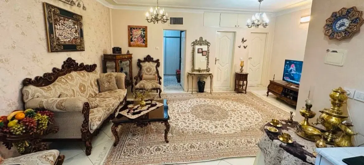 ۵۰ متر خوش نقشه و تمیز در پیروزی
