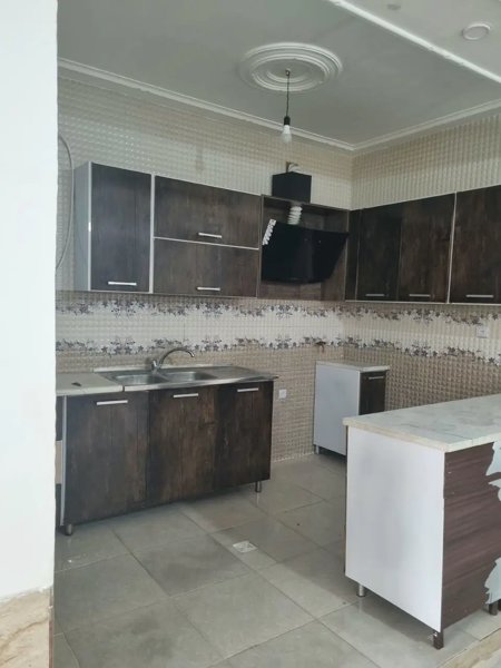 آپارتمان بر بلوار گلستان