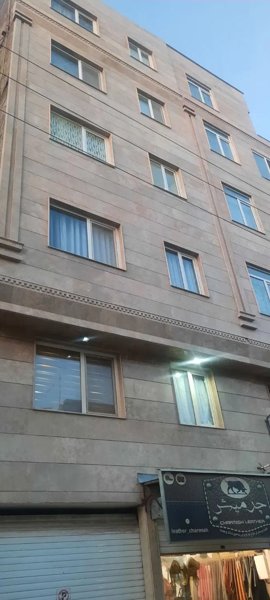 100متری تک واحدی دو خواب فول امکانات