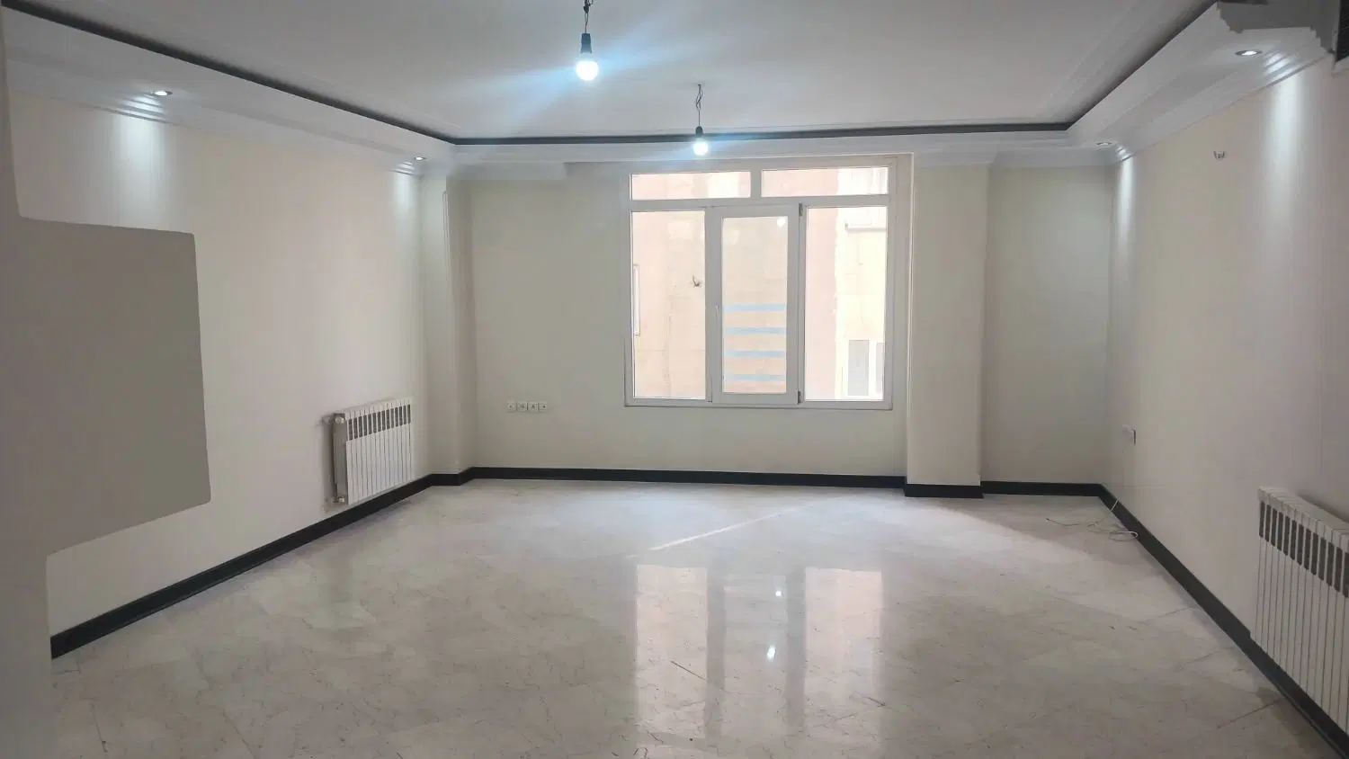 فروش آپارتمان 110 متری سه خوابه