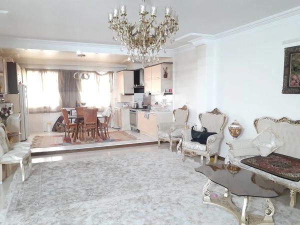 کریمشاهیان دو پارکینگ