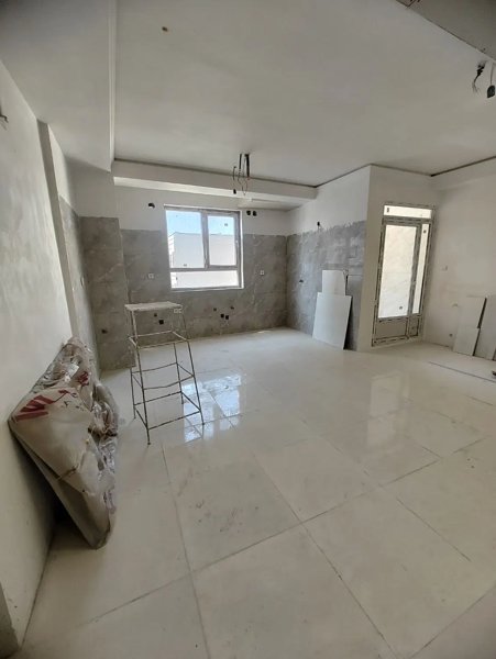 ۶۰ متری ، یکخوابه ، کلید نخورده