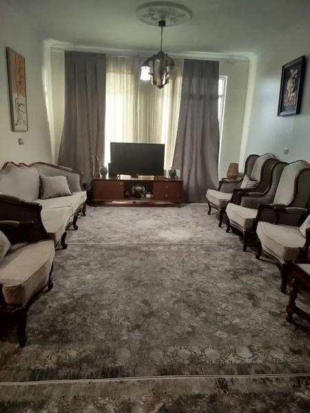 80 متر دو خوابه