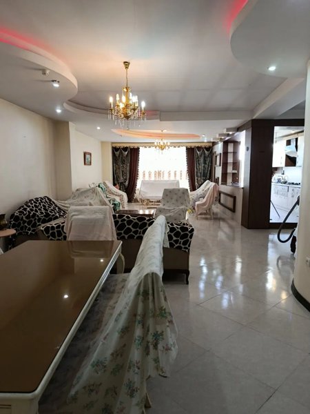 رهن کامل۱۷۰متراپارتمان۲پارکینگ۱۰غربی رستاخیز