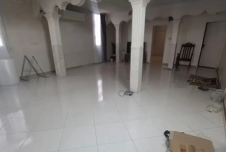 مسعودیه، ۱۲۰متر ،عروسک،انباری
