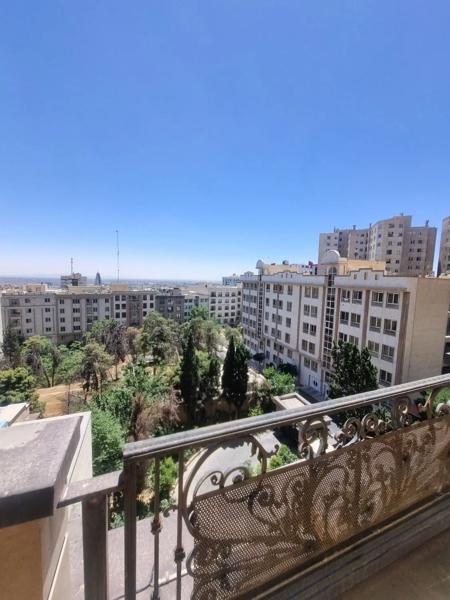 ۹۱ متر_۲ خواب_ روبه افتاب_شرق مرزداران
