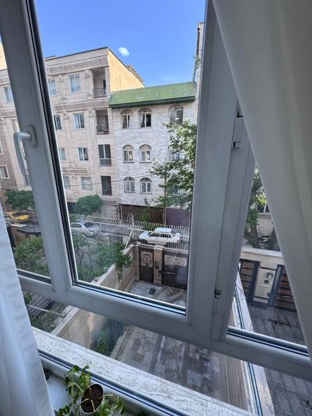۴۲ متر تکواحدی با پارکینگ سندی اختصاصی _فول دیزاین