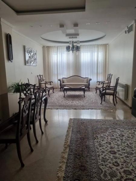 فروش آپارتمان ۱۳۰متری فوری