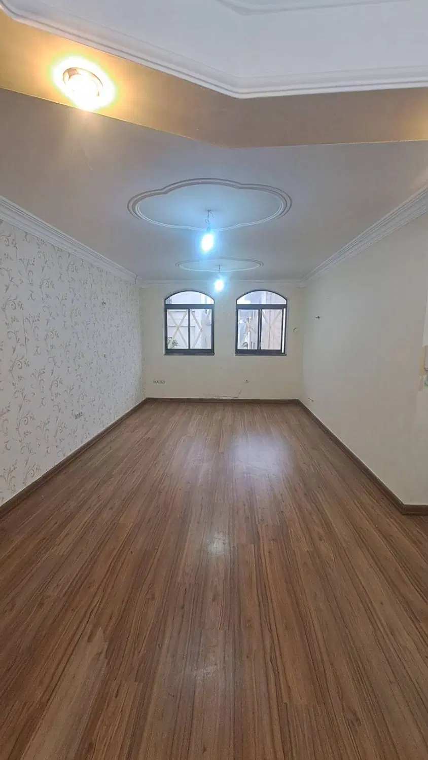 آپارتمان ۷۴متری_پارکینگ_سنددار_شهریاران