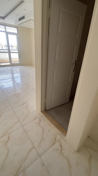 ۱۲۵ متر طبقه اخر برج در ازگل کلیدنخورده۱۰ آبان