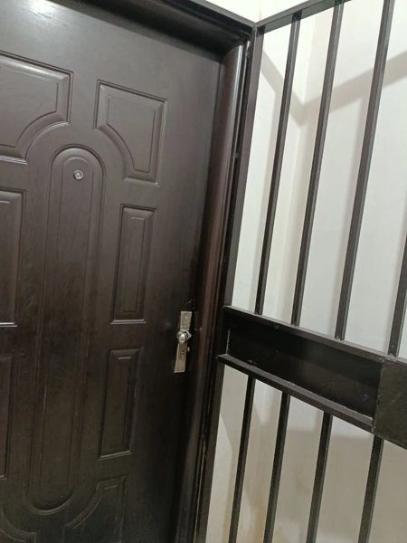 آپارتمان 70 متری شهرک شهرداری