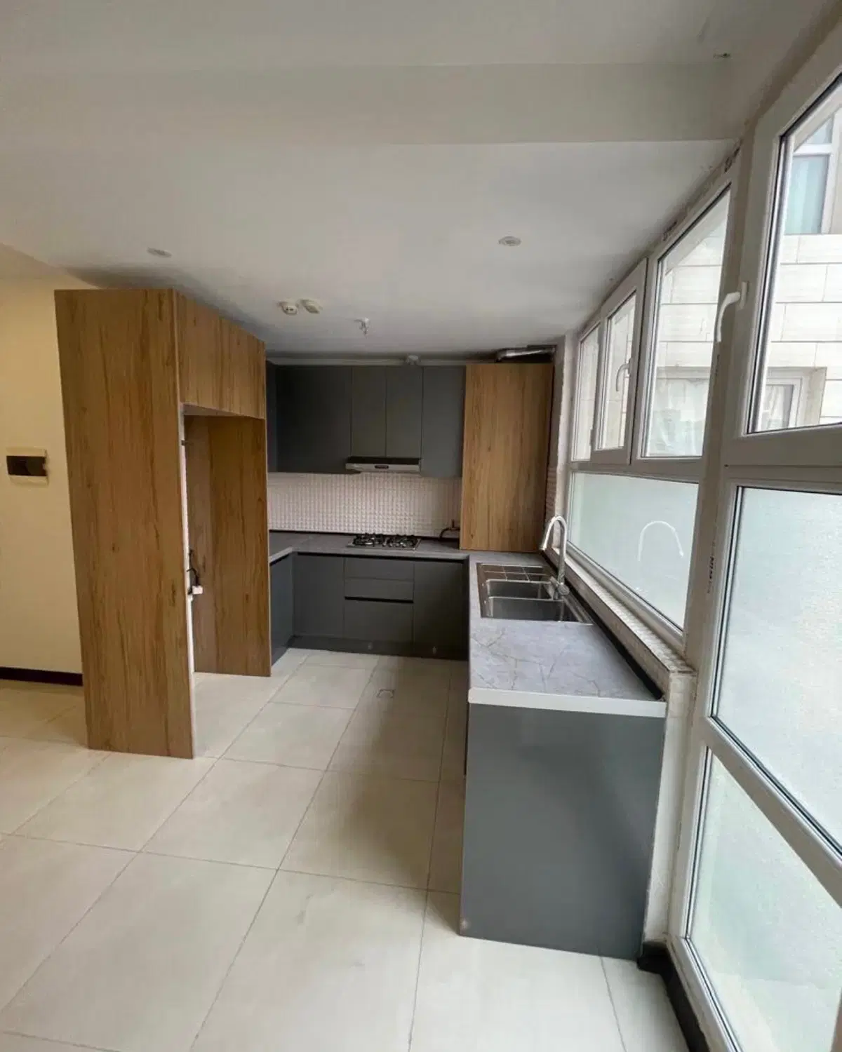 ۶۸ متر _ سالن پرده‌خور _ بدون مشابه در کل منطقه