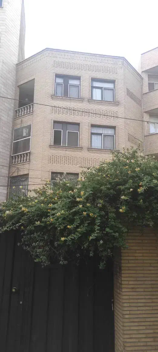 شمال ستارخان ۱خوابه اکازیون تهران ویلا