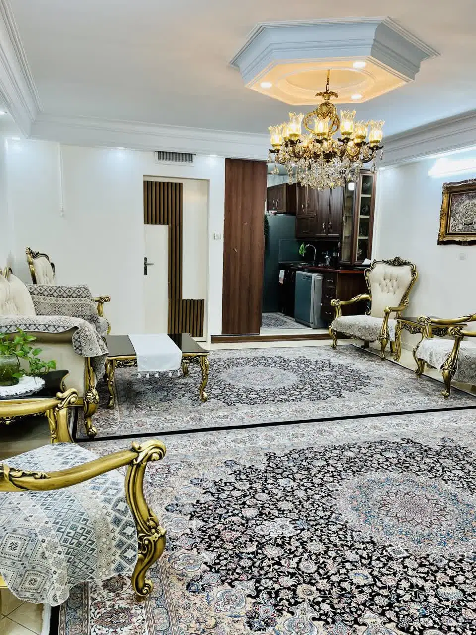 واحد۷۰متری دوخوابه شیک