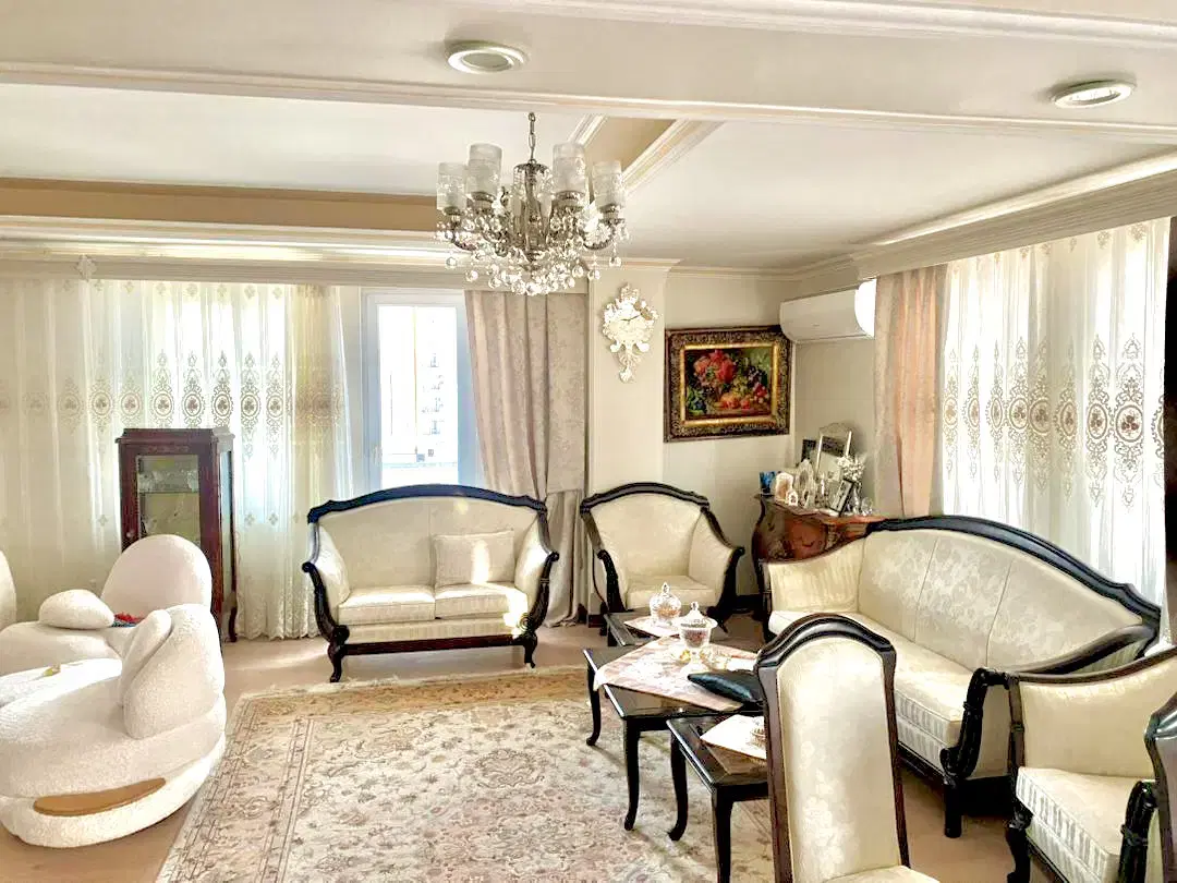 رشدیه ۳ خواب آپارتمان ۱۵۱ متری غرق نور و دید شهر