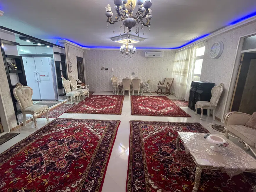 اپارتمان ۱۱۰ متر حیدراباد پاسداران
