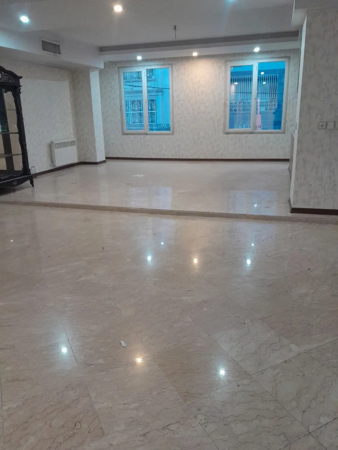 ۱۴۰متر _ ۳ خواب _ تکواحدی