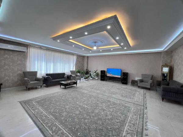 فروش اپارتمان۲۰۰متری۲پارکینگ سندی در منزه و مصوری