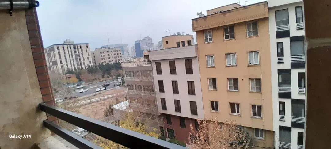 شهرک غرب بلوار دریا ۱۰۵ متر ۳ سال ساخت
