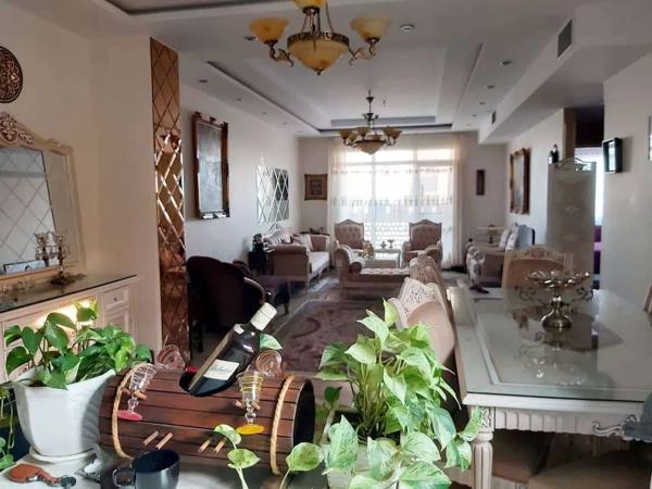 ۷۷متر ، فول امکانات ، تاپ لوکیشن ، فوق العاده جذاب
