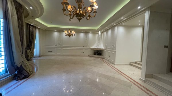 زعفرانیه_۲۷۰ متر ۳ خواب _تراسهای وسیع مشرف پارک
