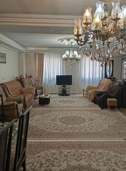 آپارتمان 130متری همدانی