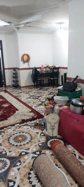 طبقه بالای۱۰۰متری حافظ۲۳