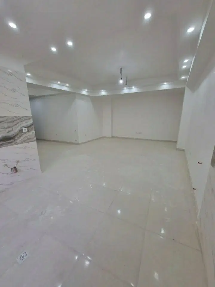 آپارتمان ۸۱متری فول امکانات خوش نقشه