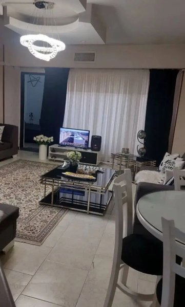 ۸۲مترpاختصاصی نورگیر.تخلیه_۲خواب_اوایل خ حافظ