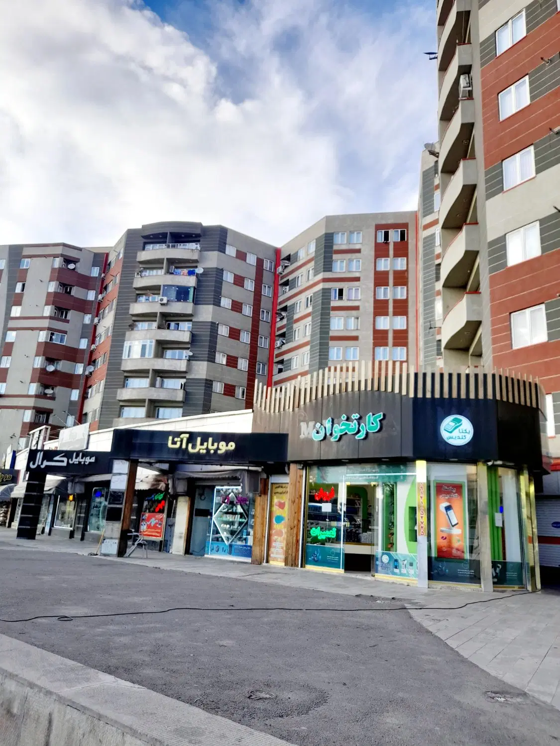 آپارتمان ۱۲۵ متری میدان ستارخان