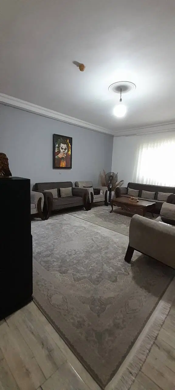 فروش آپارتمان ۸۰ متری دوخوابه در لاهیجان