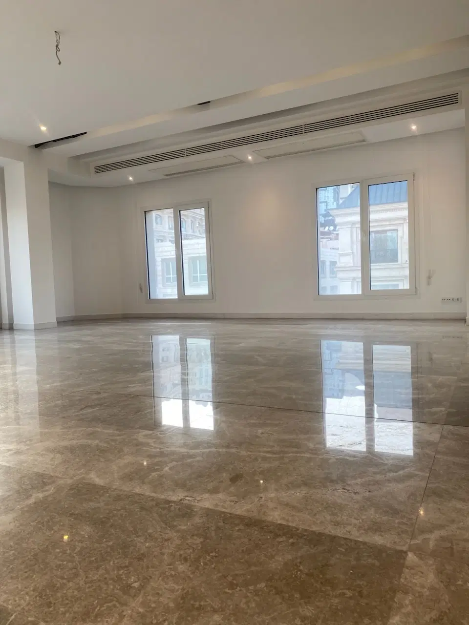 190متر۳خواب زعفرانیه