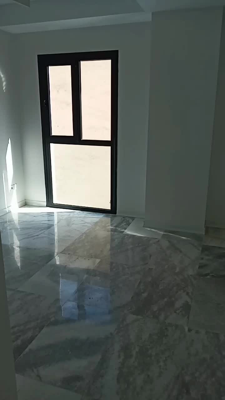 ۲۵۰ متر ۴خ ۲ پارکینگ یکساله میررابابایی غربی