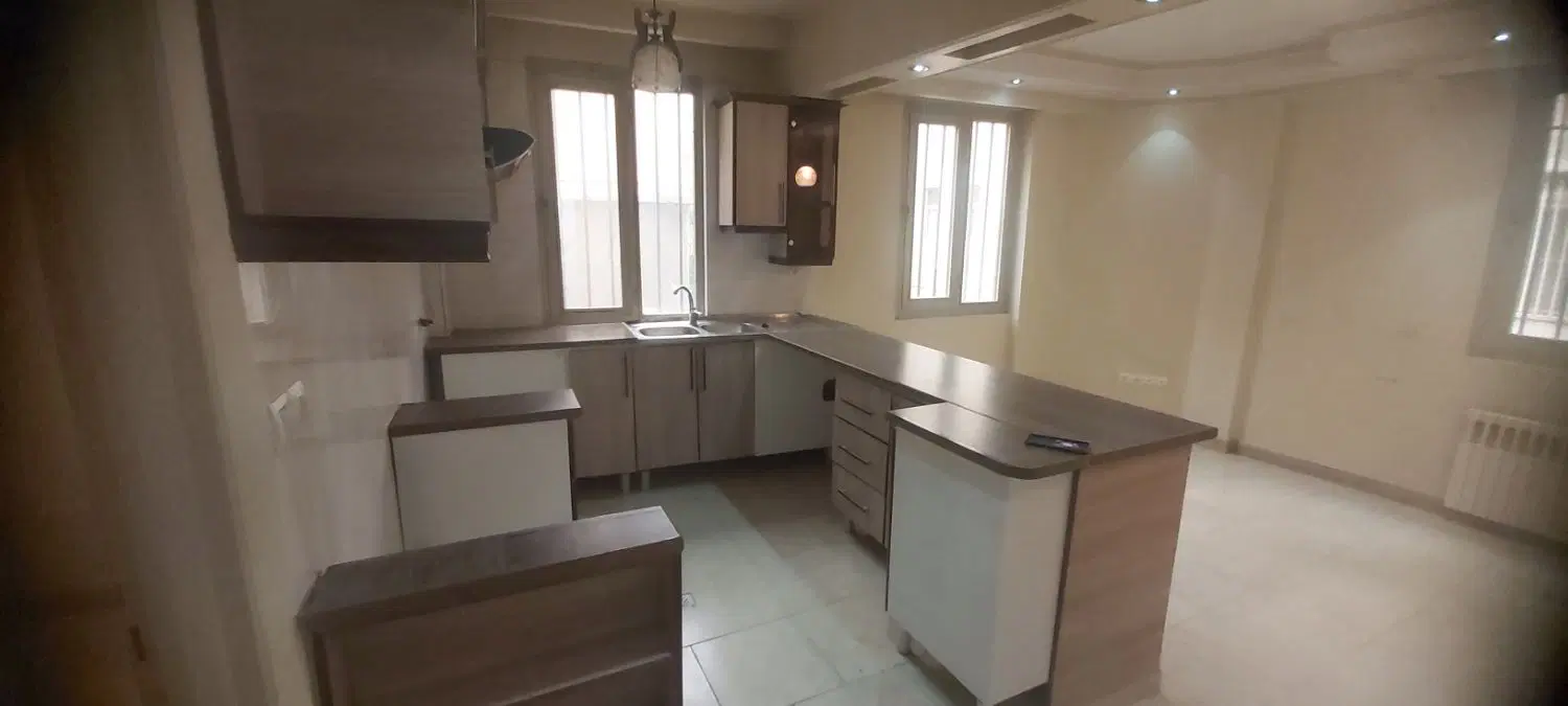 آپارتمان ۶۱ متری فول امکانات خیابان پیچک