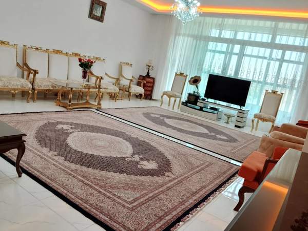 آپارتمان مابین چهارراه آخونی و بهار