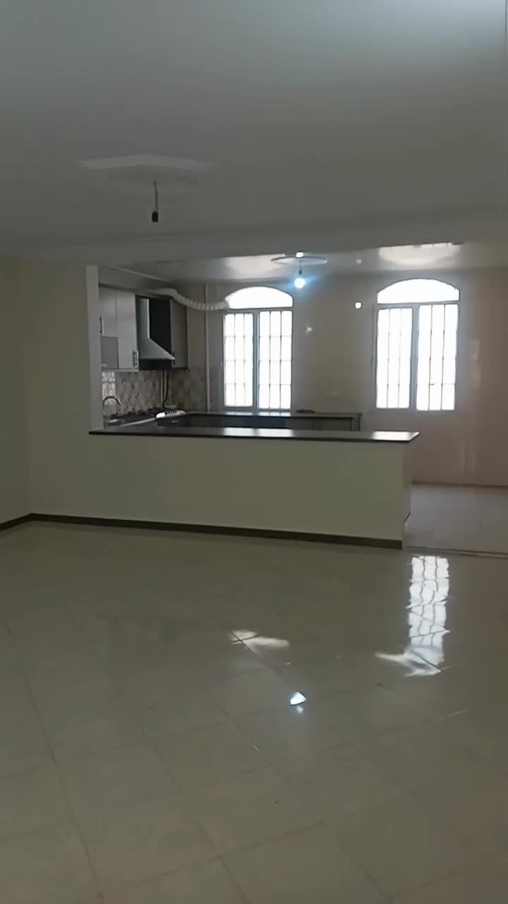 مسلم شمالی ۹۰ متری ۲خواب با پارکنیگ انباری