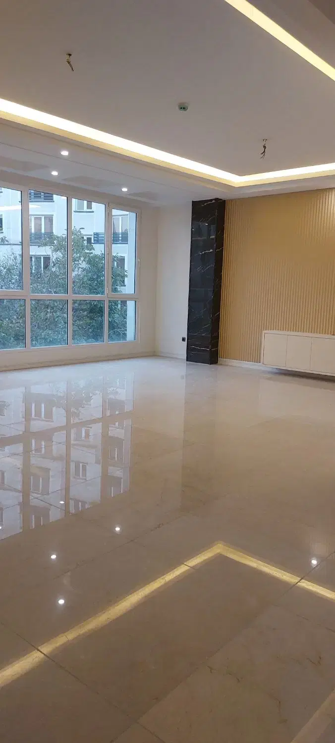 ۱۷۰ متر ۳خواب گلستان شرقی