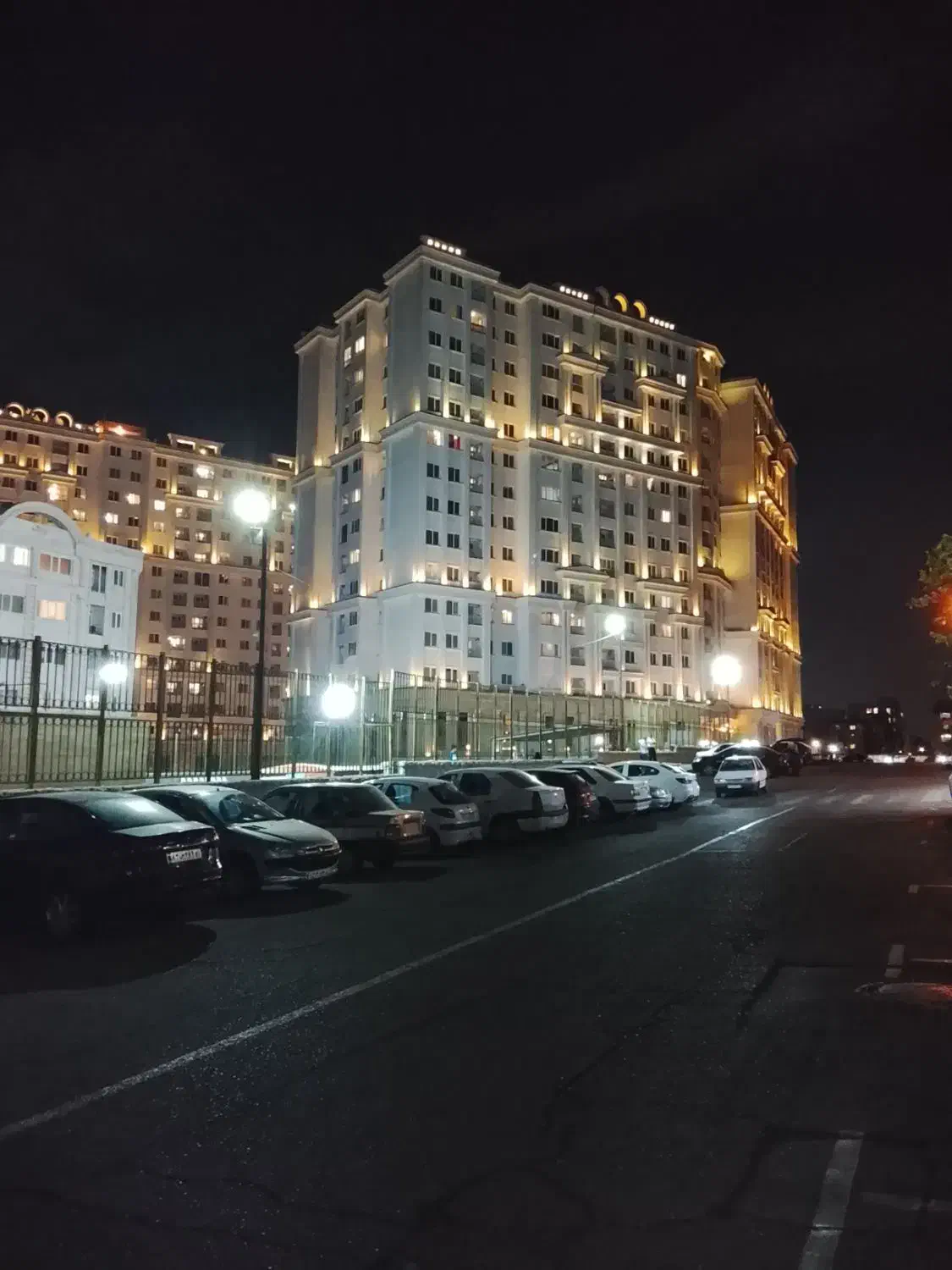 136متر مشاعات هتلی برج باغ برلیان
