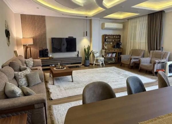 ۷۵ متری همکف_ساخت۹۷_صادقیه
