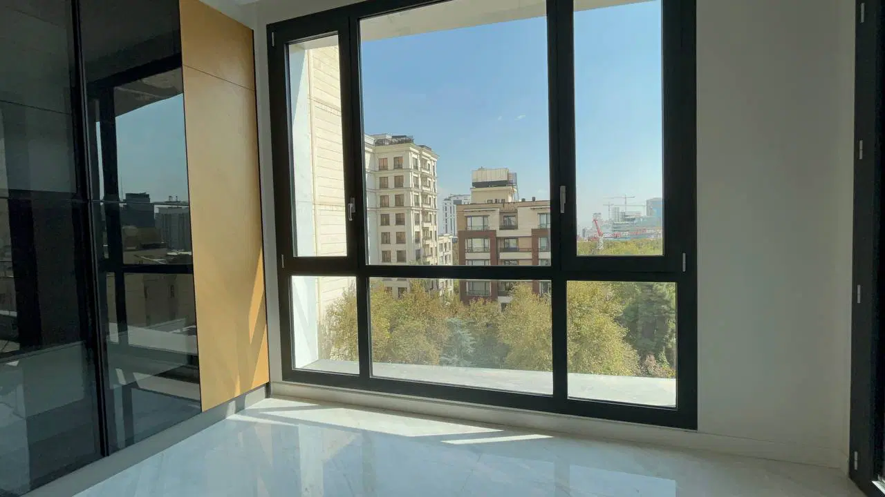 ۱۵۰ متر تکواحدی _ مدرن _ نوساز _ بن بست اختصاصی