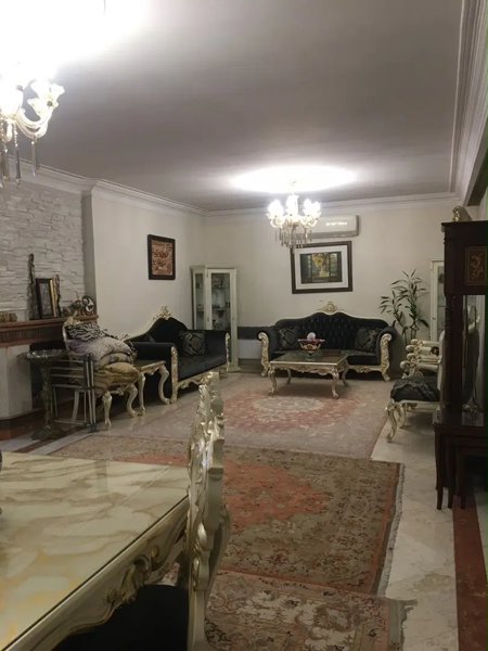 اجاره واحد ۲۰۰ متری