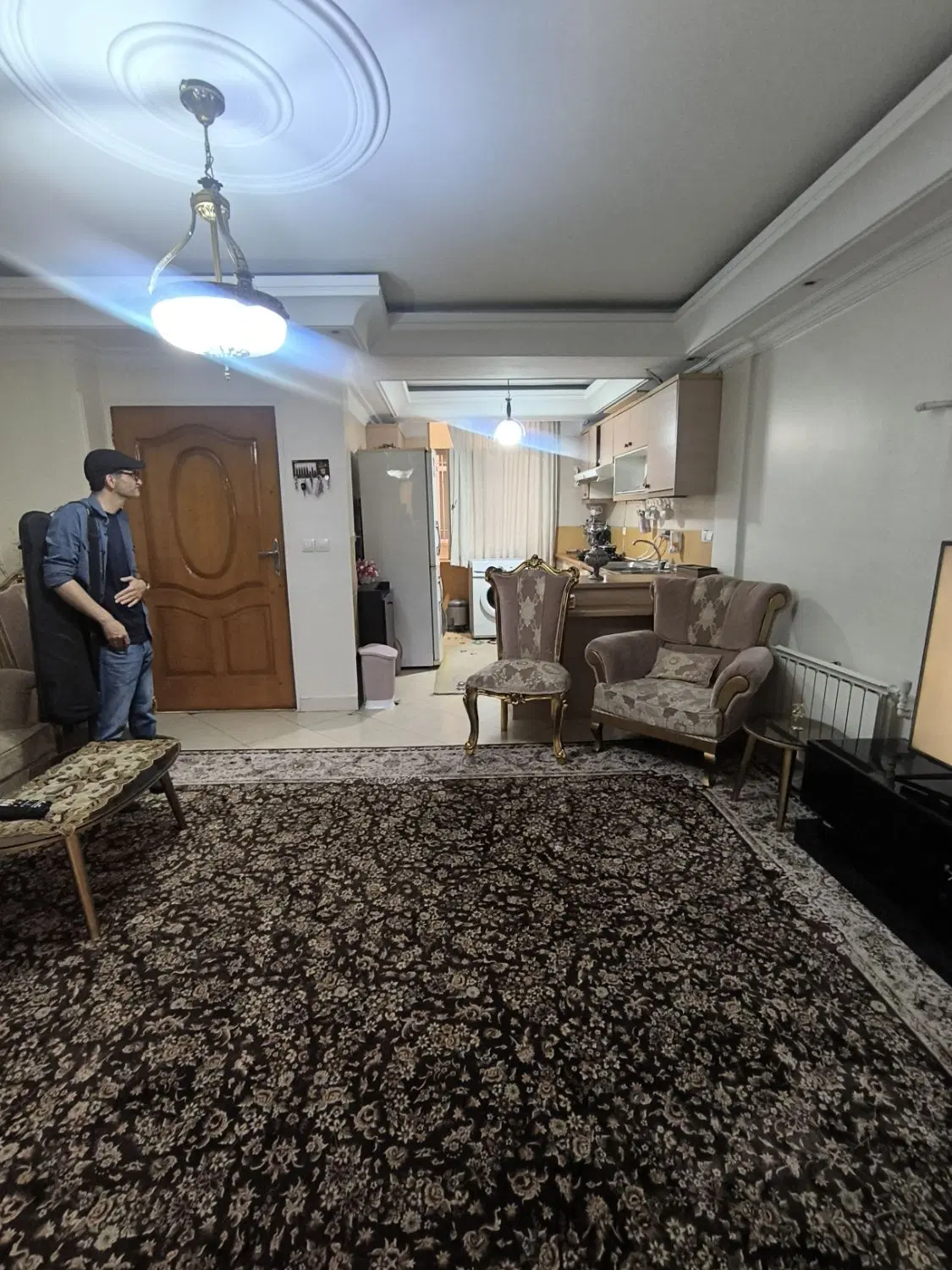 ۶۰ متر ۲ خواب فول امکانات ورزی